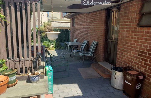 Manhattan Beach Maison | Retro Beach bungalow