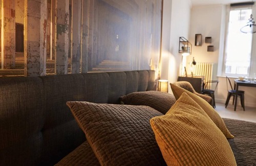 Epernay Appartement | Studio Retro Design - Bubble 8