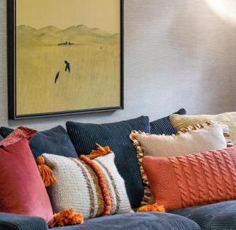 Starcrest Maison | Retro Getaway In Hazel Dell