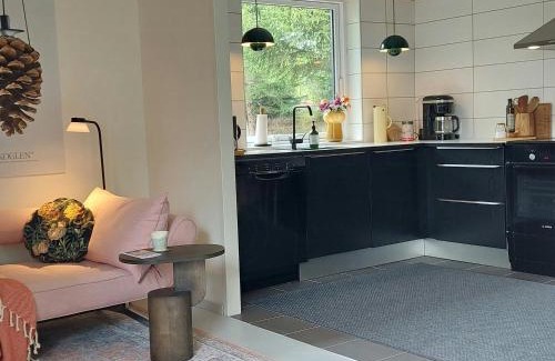 Hadsund Maison | Retro Guest House Near Rebild Hills