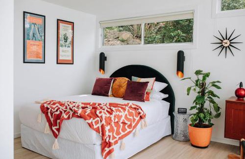 Terrigal Appartement | Retro Retreat - by Coast Hosting
