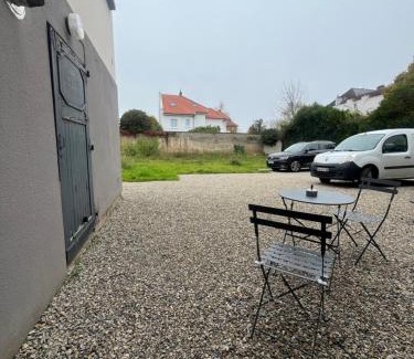 Le Ban-Saint-Martin Appartement | Retro Reverie, avec parking gratuit et terrasse