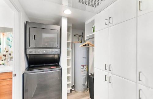Roosevelt Appartement | Retro Studio in the Heart of DTPH - Very Walkable