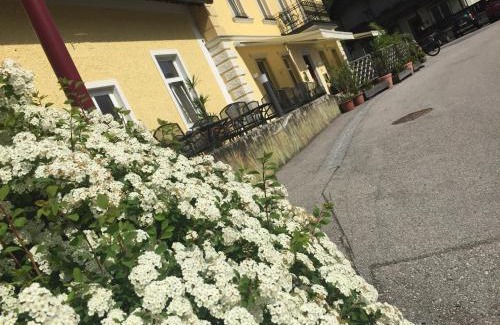 Hollenstein an der Ybbs Hôtel | Rettensteinerhof Wirtshaus