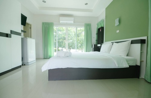Chom Bueng Station Balnéaire | Reuan Chom Dao Resort