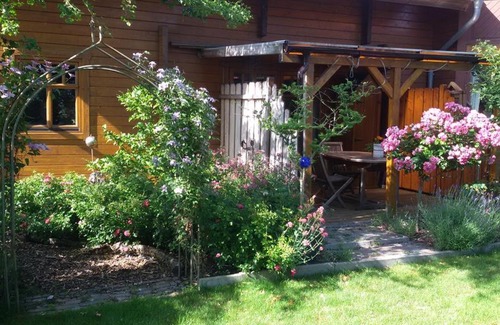Emden Appartement | Reuken - Fewo Zum Emslotsen