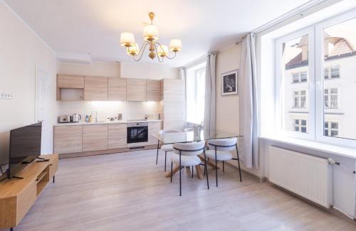 Old Town Appartement | Revalia Old Town Hall Square Apartment