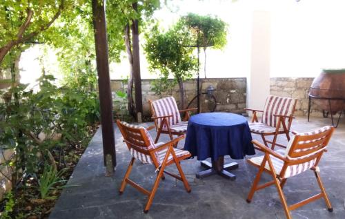 Agios Mamas Maison | Revecca House
