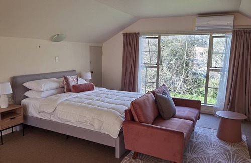 Tamahere Appartement | Revive offers you restful accommodation in beautiful country setting