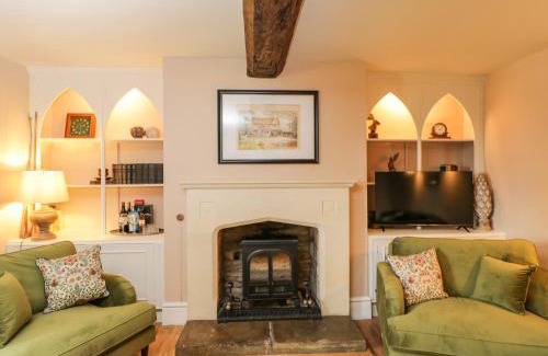 Chippenham Maison | Reybridge House
