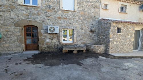 Saint-Christol-Les-Ales Appartement | Rez de jardin chez Elise