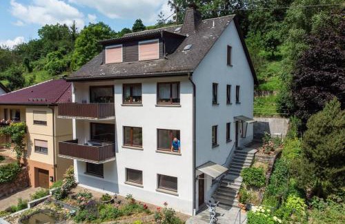 Mainz-Bingen Appartement | Rheintal-Ferien - 90 qm Ferienwohnung mit Wine & Style - Dein Urlaub am Rhein