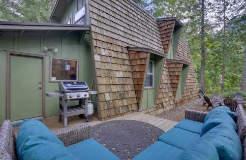Mount Hood Village Maison | Rhododendron Family Cabin Hot Tub and Deck!