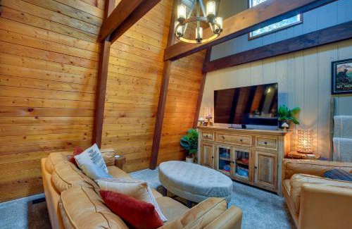 Mount Hood Village Maison | Rhododendron Family Cabin Hot Tub and Deck!