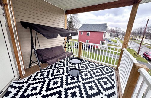 Southside Appartement | Rhythm & Blues Retreat near Syracuse University!