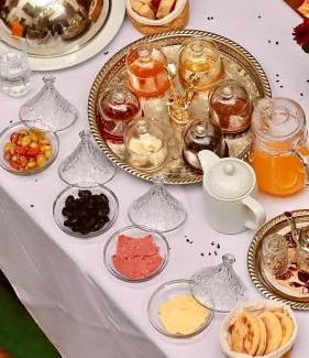 Kbour Chou Maison | Riad ABBASSIA Marrakech Premiere - Authentic Medina Experience
