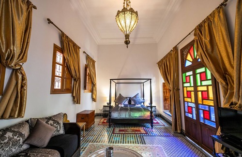 Layoun Lit Et Petit-Déjeuner | Riad Authentic Palace & Spa - Bassatine