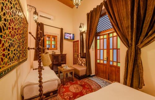 Dar Tazi Maison | Riad Diamant De Fes