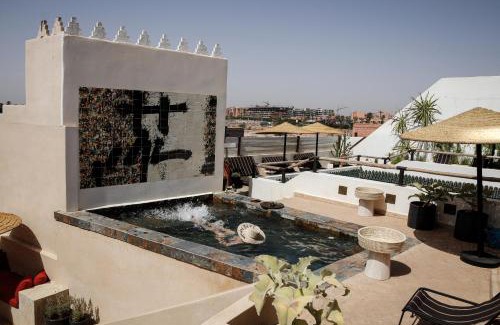 Kbour Chou Maison | Riad El Aaiun