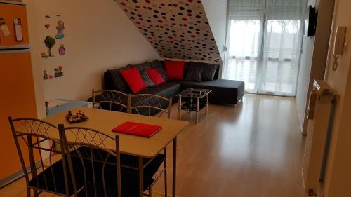 Cserkeszolo Appartement | Riadorma Apartman