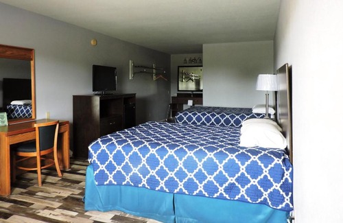 Crystal City Hôtel | Riata Inn - Crystal City