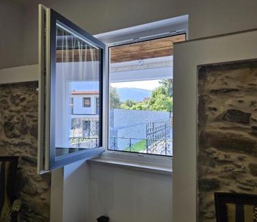 Lousa Maison | Ribeirinha