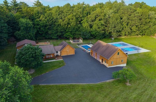 Elliottsburg Cabine | Private Upscale Cabin, secluded w/pool and hot tub