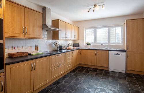 Alcester Cottage | Ridgeway Farmhouse at Ragley Estate, Alcester - sleeps 8 guests in 4 bedrooms