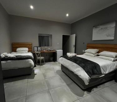 Leeupoort Lit Et Petit-Déjeuner | Riecor Guest Farm