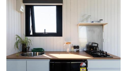 Burnham Maison | Riesling Cabin by Tiny Away