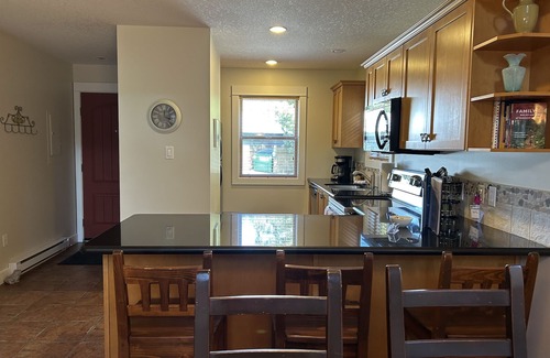 Regional District of Nanaimo Cabine | Right across from the pool & hot-tub!