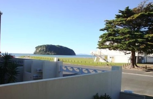 Whangamata Maison | Juste à côté du club de surf Vue sur la mer Entièrement clôturé