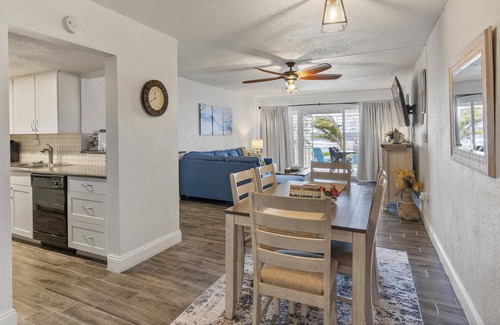 La Grande Princesse Copropriété | Right ON the BEACH!!! 2 bedroom condo! The Seaside Princesse