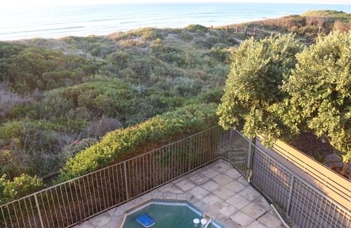 Milnerton Maison | Directement sur la plage, avec vue sur Table Mountain, Piscine, Complexe de sécurité