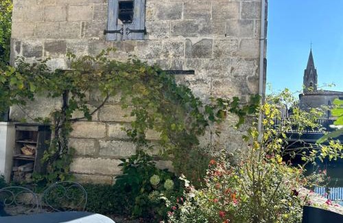 Aigre Maison | Right on the river- 4 bedroom house centre of town