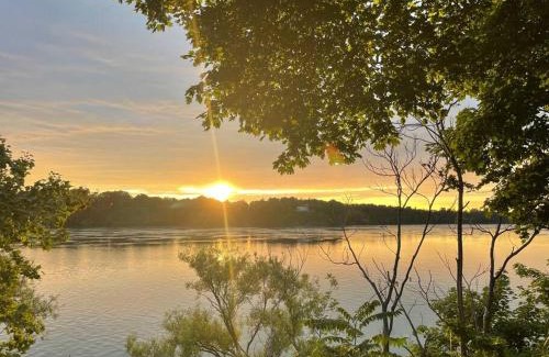 Lewiston Maison | Right on the River! walking to town/artpark/docks