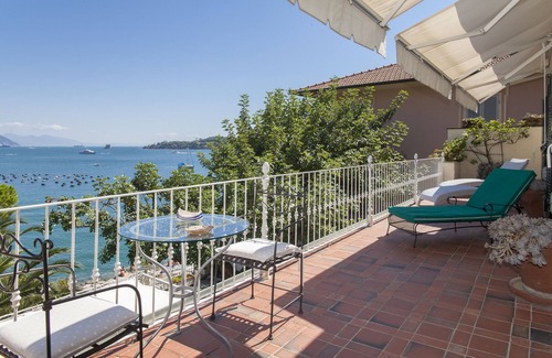 Portovenere Villa | Directement sur la mer !!Immenses terrasses avec vue sur la mer