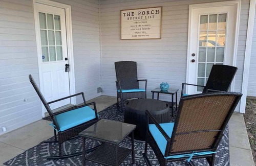 Elmo Maison | Right outside Canton and 5 minutes to TRADE DAYS!