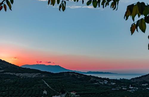 Kotsiana Appartement | Rikanthos Stone Sea View Apartment Ι