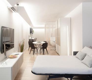 Rimini Appartement | Rimini Centro Loft Open Space Titan's Lair
