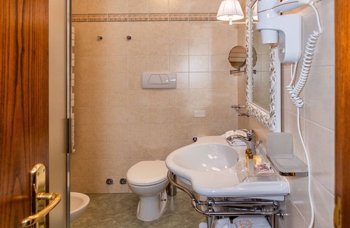 Pisa City Centre Lit Et Petit-Déjeuner | Rinascimento Bed & Breakfast