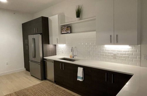 River North Art District Appartement | RINO Luxury Apt walk 2 Stadium, shops, restaurants
