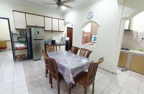 Taman Rinting Maison | Rinting Corner Islamic Homestay, Pasir Gudang