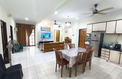 Taman Rinting Maison | Rinting Corner Islamic Homestay, Pasir Gudang