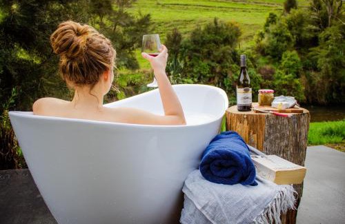 Waitomo District Maison | Ripples Retreat - Riverside Luxury
