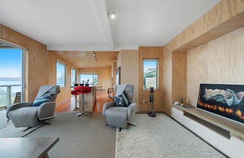 Raumati South Maison | Rippling Waves Lookout - Raumati South Home