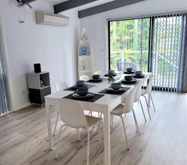 Lilli Pilli Maison | Riptide-close to beaches and pet friendly
