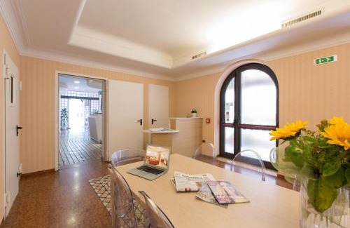 Giulianova Hôtel | Ristorante Hotel Lucia - 100 mt dal mare