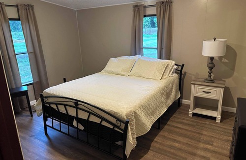 Cornettsville Maison | Ritter Lumber Yard. 4BR mobile home in Cornettsville, KY