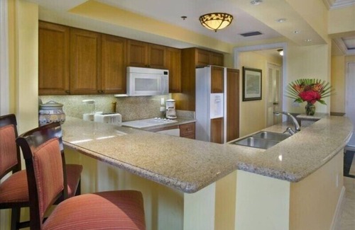 Nazareth Copropriété | Ritz Carlton St. Thomas - We Have All Oceanfront Units, Lowest Prices, All Dates, 5-Star Service